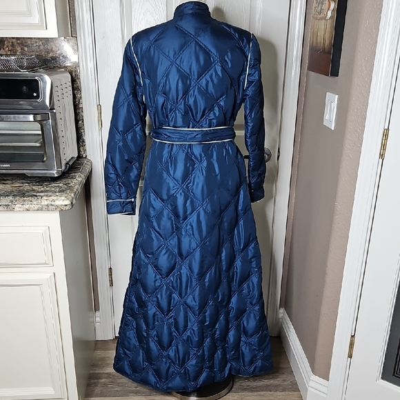 Vintage Eddie Bauer Black Label Navy and White Quilted Down Robe Size Medium - Picture 7 of 13
